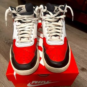 Nike Court Vision Mid